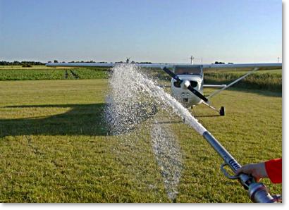 Foto: Flugzeug, Schaum