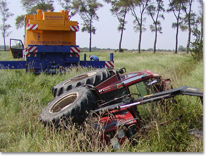 Foto: Traktor im Tiefschlaf